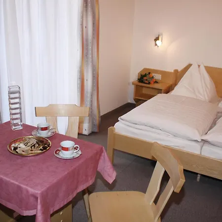Gospodarstwo agroturystyczne Gaestehaus Schwoagerhof Fügen