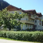 Gaestehaus Schwoagerhof Vakantieboerderij