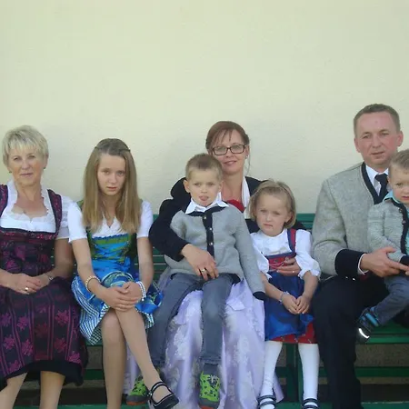 Gaestehaus Schwoagerhof Κατάλυμα σε φάρμα Fügen