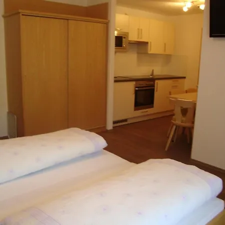 Κατάλυμα σε φάρμα Gaestehaus Schwoagerhof Fügen